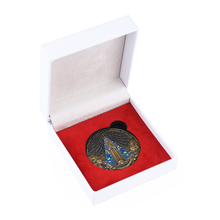 Carregar imagem no visualizador da galeria, CAIXA PARA MEDALHA RELIGIOSA