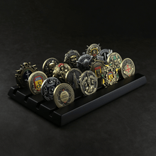 Carregar imagem no visualizador da galeria, EXPOSITOR CHALLENGE COINS PRETO 28 X 16 CM