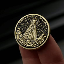 Carregar imagem no visualizador da galeria, MINI MEDALHA NOSSA SENHORA APARECIDA