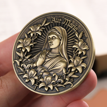 Carregar imagem no visualizador da galeria, MEDALHA ORAÇÃO AVE MARIA