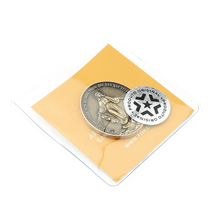 Carregar imagem no visualizador da galeria, MINI MEDALHA NOSSA SENHORA DAS GRAÇAS