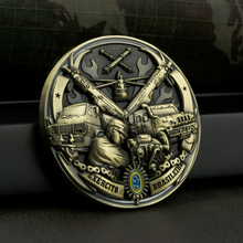 Carregar imagem no visualizador da galeria, MOEDA QUADRO DE MATERIAL BÉLICO