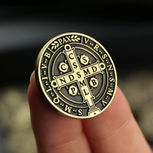 Carregar imagem no visualizador da galeria, MINI MEDALHA SÃO BENTO