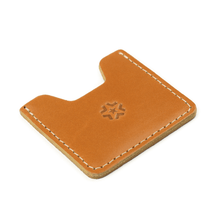 Carregar imagem no visualizador da galeria, PORTA CHALLENGE COIN COURO 65 x 60 MM