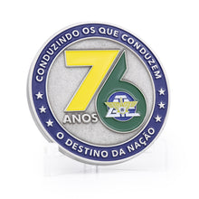 Carregar imagem no visualizador da galeria, MOEDA 76 ANOS GTE FAB 500 MIL HORAS VOADAS