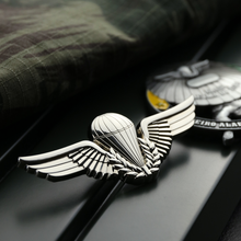 Carregar imagem no visualizador da galeria, brevê de metal curso básico paraquedista